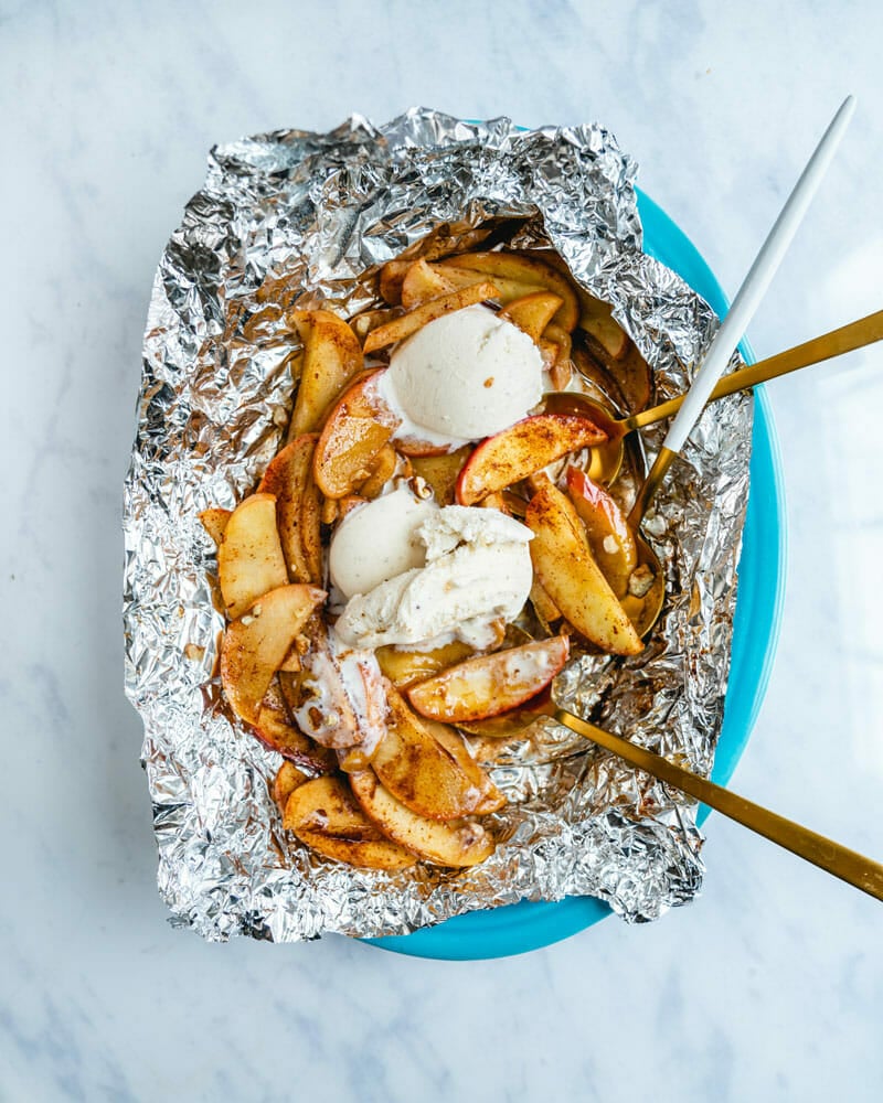 Grilled apples