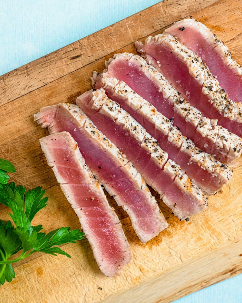 Grilled tuna steak