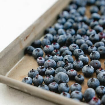 How to Freeze Blueberries